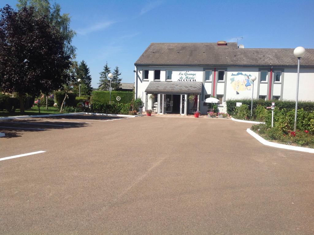 La Grange De Marie Hotel Nitry Exterior foto